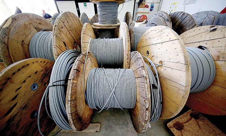 gang-of-3-arrested-for-stealing-electric-cables-worth-dhs122-000-from-dubai-firm