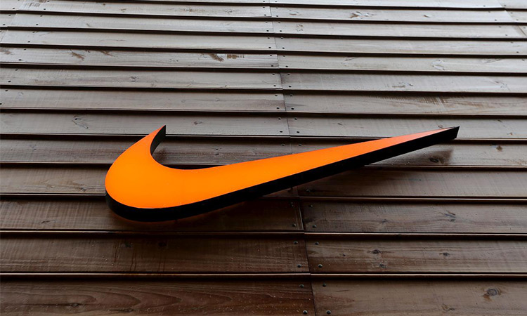 nike donating shoes to healthcare workers