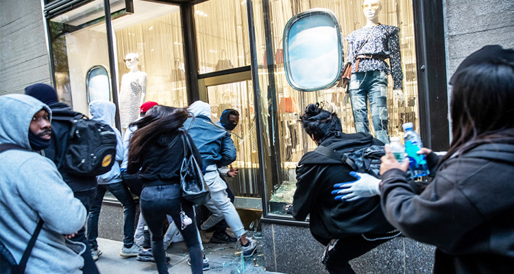 People Are Reportedly Looting 2nd Time Around Stores in New York City