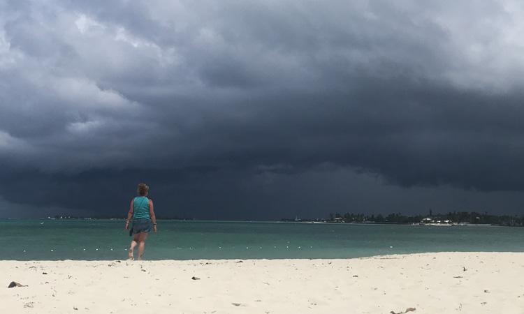 Bahamas_Hurricane_Woman_750
