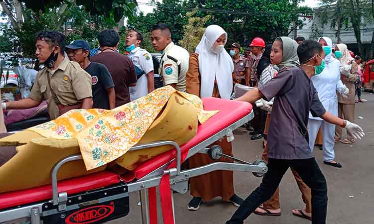 Earthquake shakes Indonesia’s Java island; at least 46 dead, over 700 injured