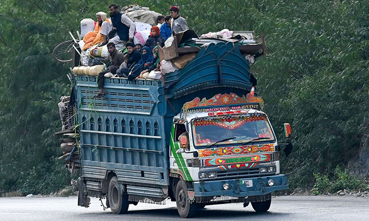 Afghanrefugees-Truck
