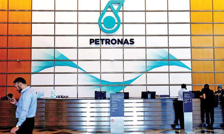 Malaysia wants to sell stakes in Petronas