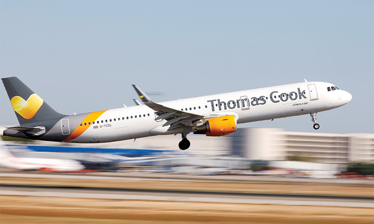 Thomas-Cook-plane