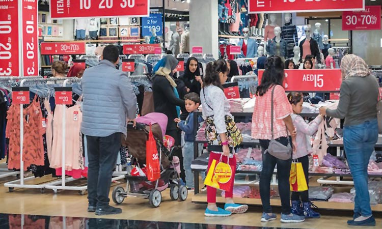 Dubai-Shoppers