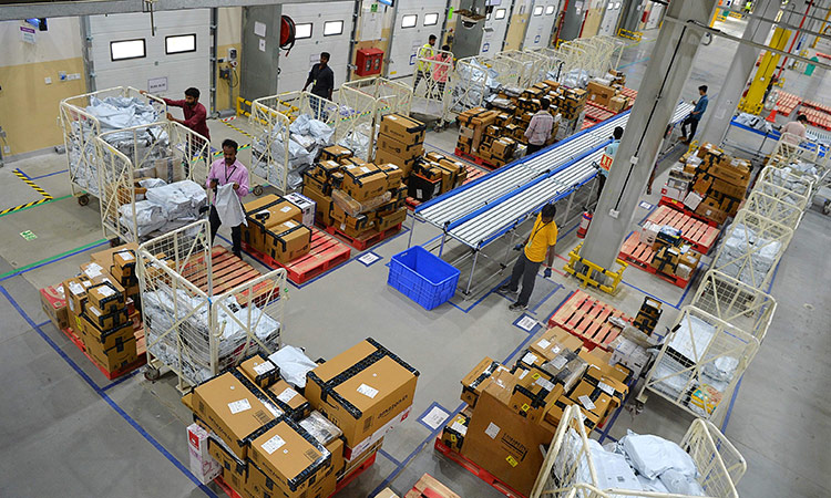 Amazon to invest $1b in India