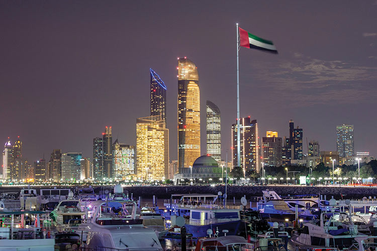 الإمارات العربية المتحدة من بين أفضل 10 دول تنافسية في العالم