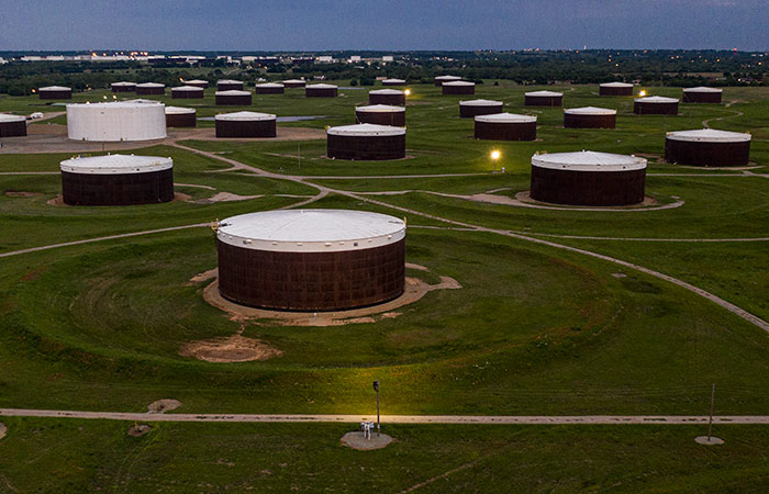 Oil storage facility