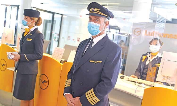 Lufthansa-staff