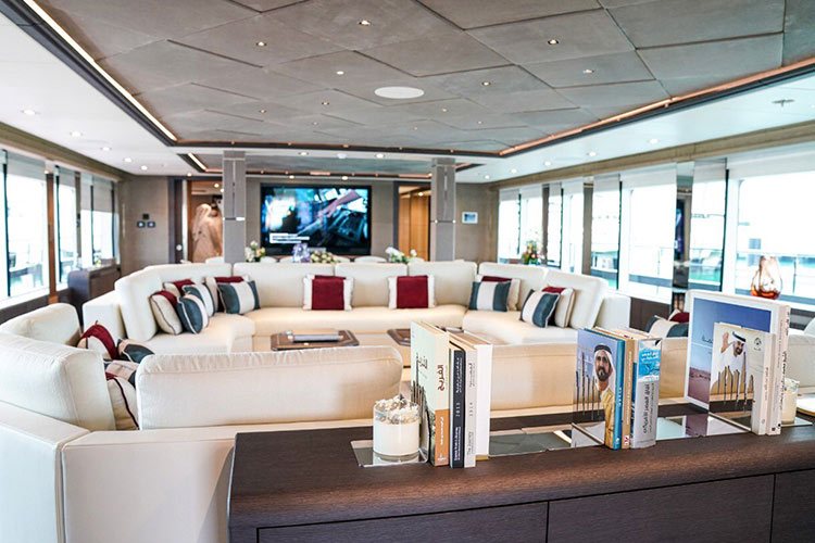 Yacht-Majesty-interiors-750x450