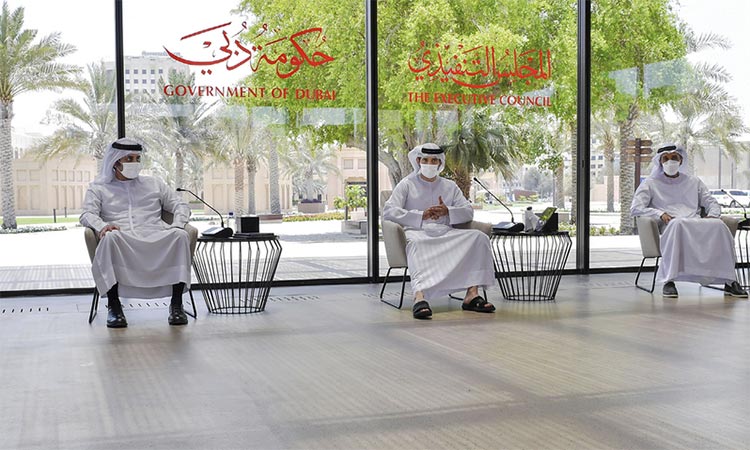 Sheikh-Hamdan-Chairs-Meeting
