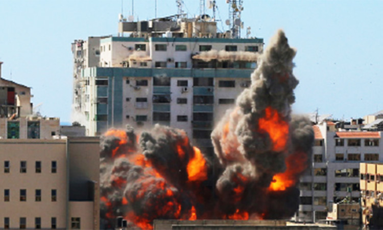 Gaza-air-strike-750