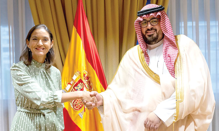 Saudi-Spanish-Officials
