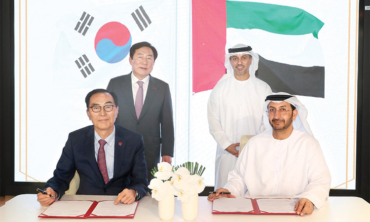 UAE-and-South-Korea-Officials
