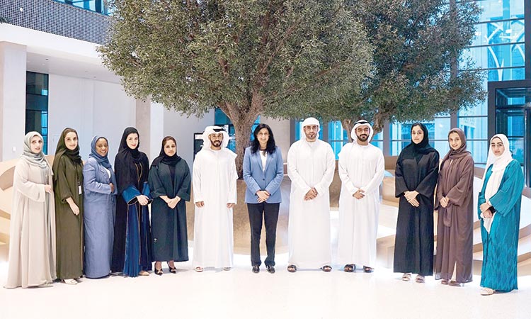 Najla-Al-Midfa-with-the-Emirati-entrepreneurs