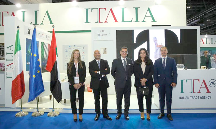 UAE-Italia-Officials