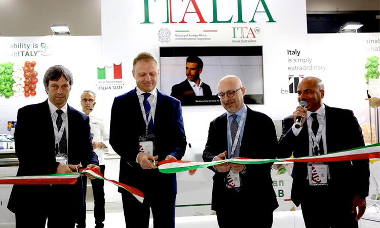 Italian-Food-UAE-Officials
