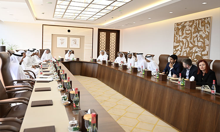 Sheikh-Ahmed-Bin-Saeed-Al-Maktoum-chairs-the-meeting