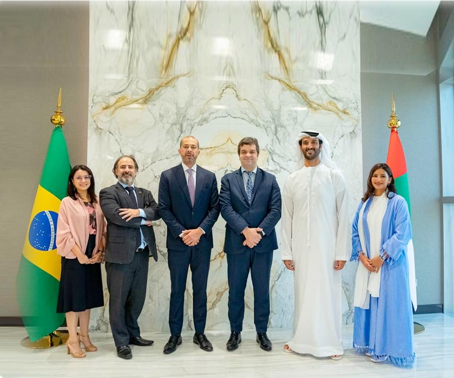 UAE-AND-BRAZIL-OFFICIALS