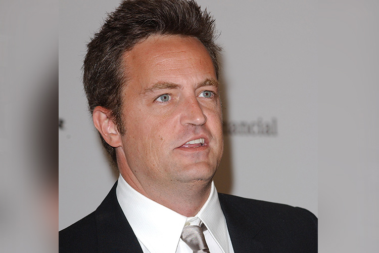 Matthew Perry announces breakup from Molly Hurwitz days after 'Friends ...
