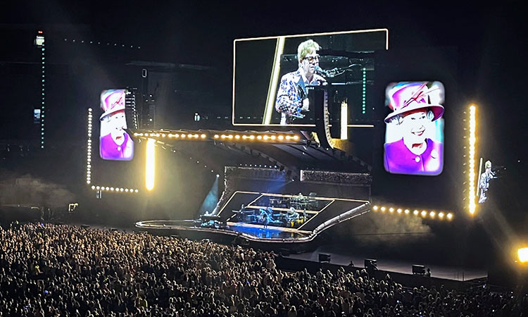 Elton John queen 1