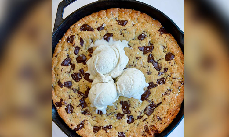 giant pan cookie 3