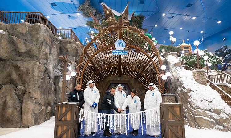 افتتاح أول حديقة ثلجية داخلية في أبوظبي ، “سنو أبو ظبي” في الريم مول