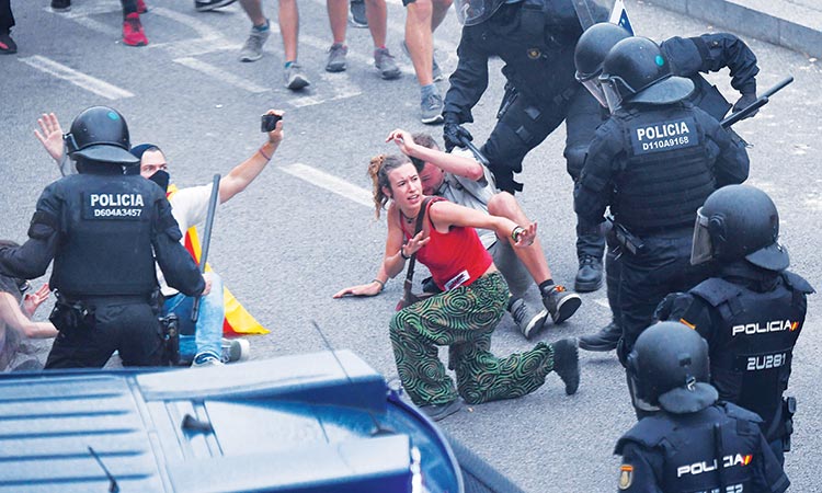 Protester-Barcelona