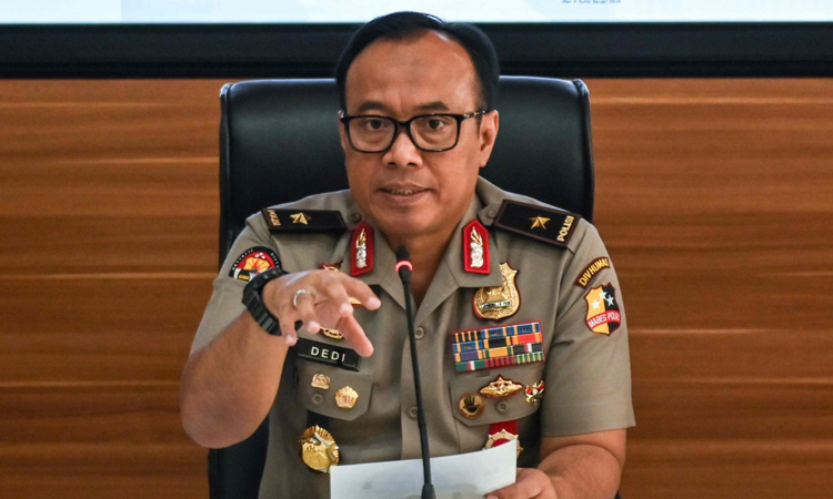 Indonesia-Police_Dedi-Prasetyo_750