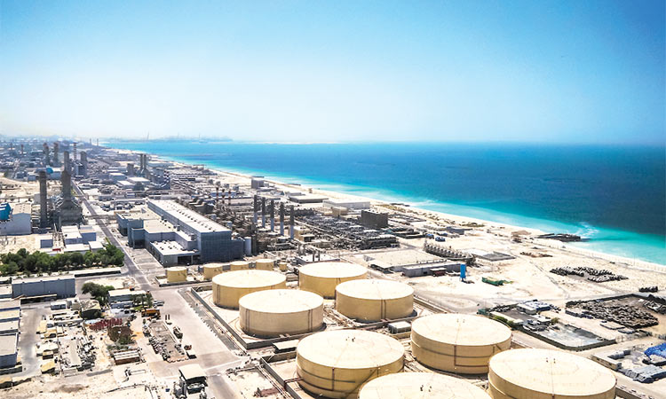 Taweelah-power-and-water-desalination-complex-in-Abu-Dhabi