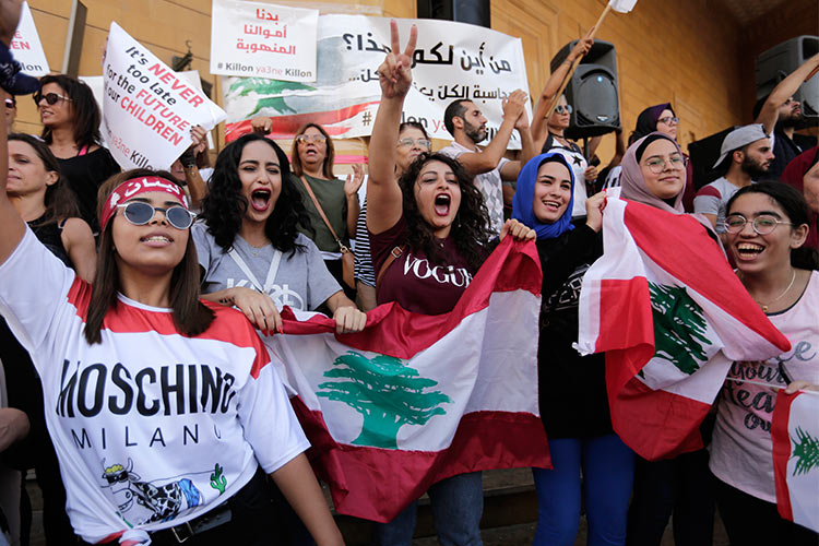 Lebanon-Protest-women