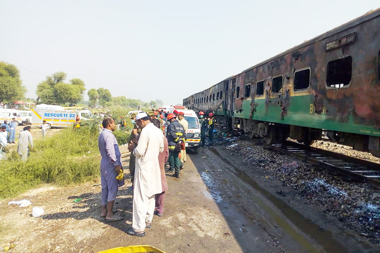 Pakistan_Train_A_750
