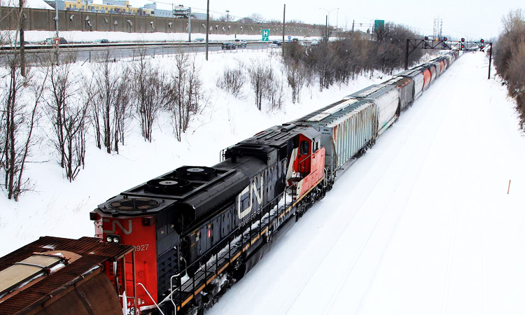 Canadian-National-Railway_750