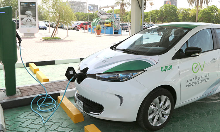 Electric-vehicle-charging-750x450
