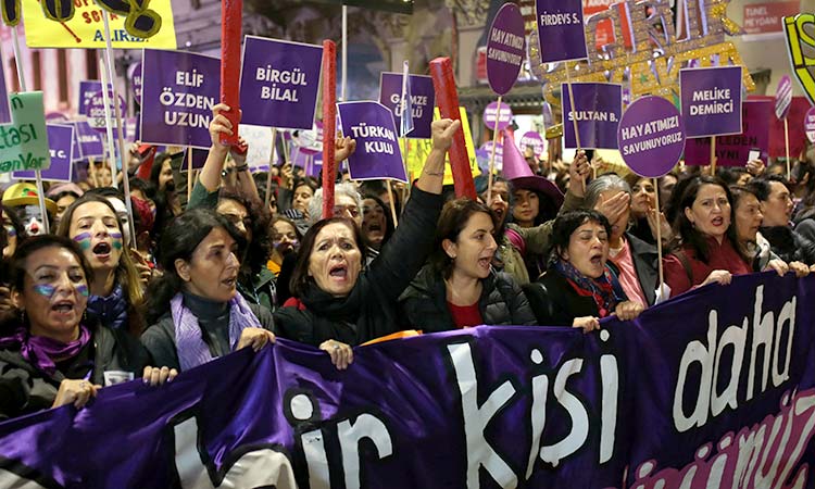 Turkey-women-protest-main2-750