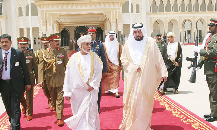 Sultan-Qaboos-with-Khalifa