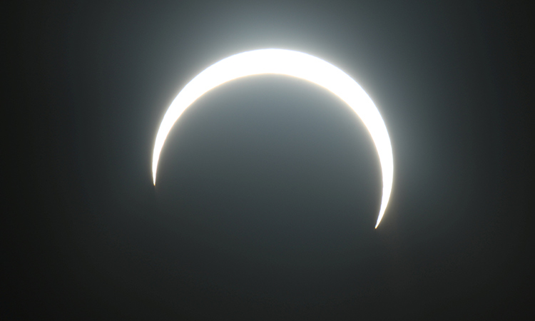 Eclipse-Main1-750