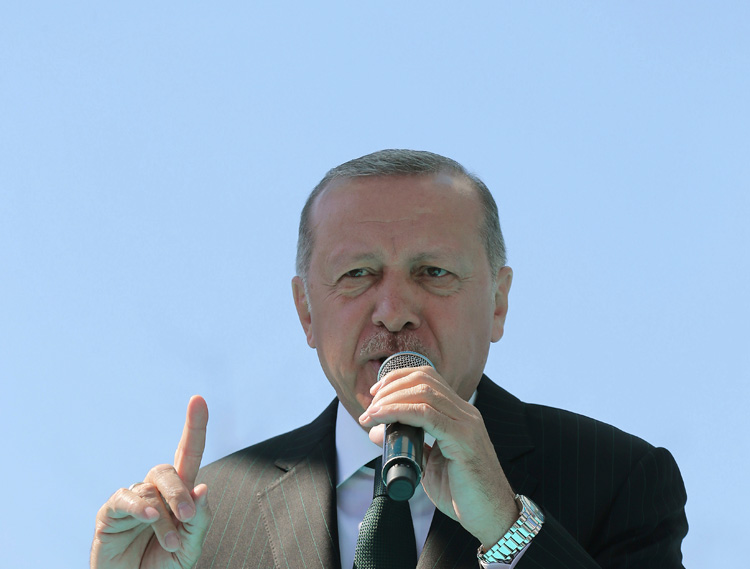 Tayyip-Erdogan750x500