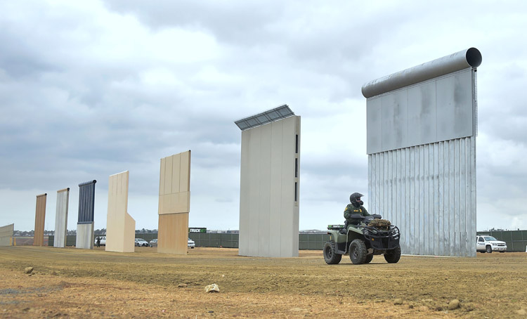 Trumps-border-wall-750