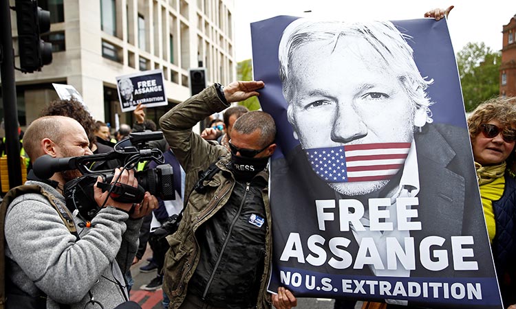 Assange-protest-750x450