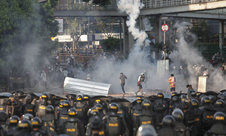 Indonesia-riots-main1-750