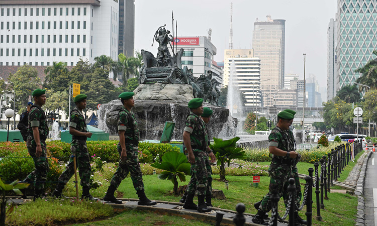 Indonesian-soldiers-750