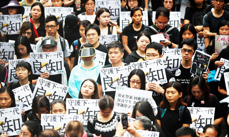 Hong-Kong_Teachers-Protest-1_750