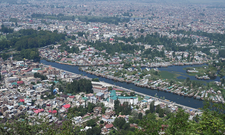 Kashmir_Srinagar_750