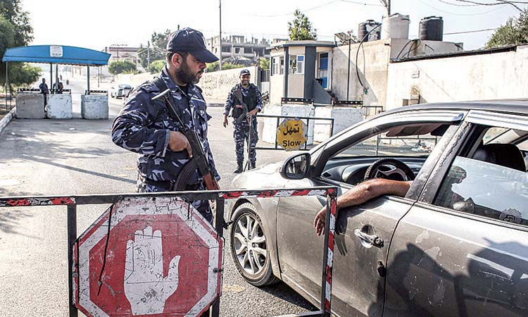 Gaza-checkpoint