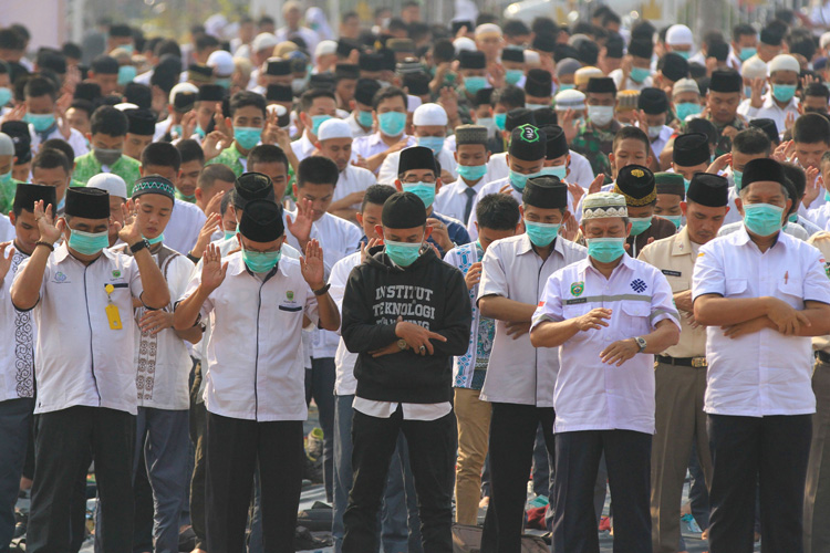 Haze_Indonesian-Muslims-750