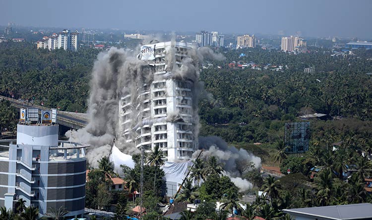 India-Demolition-building-750