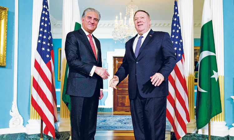 Mike-Pompeo-and-Shah-Mehmood-Qureshi