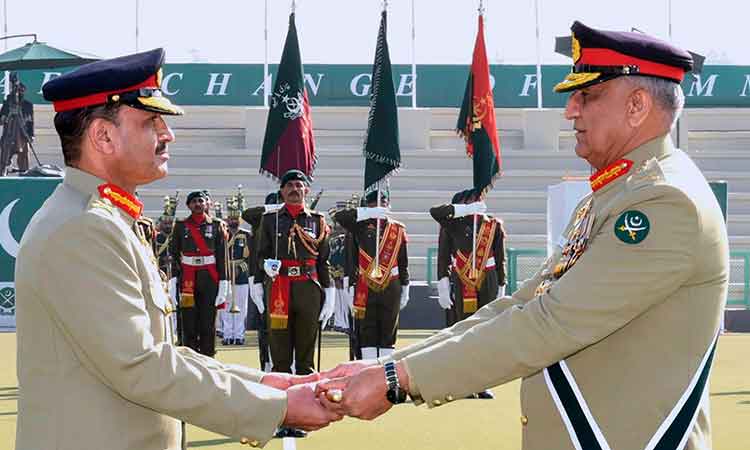 Pakistan-Army-Chief-Asim-750