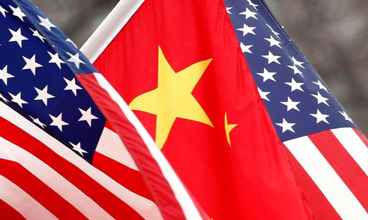 Chinese-and-US-flags
